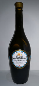 Vino Blanco. Botella 525 Aniversario de Andalucía, edición limitada.  Bodegas: Marqués de Villalúa, D.O. Condado De Huelva. Variedad: Zalema.